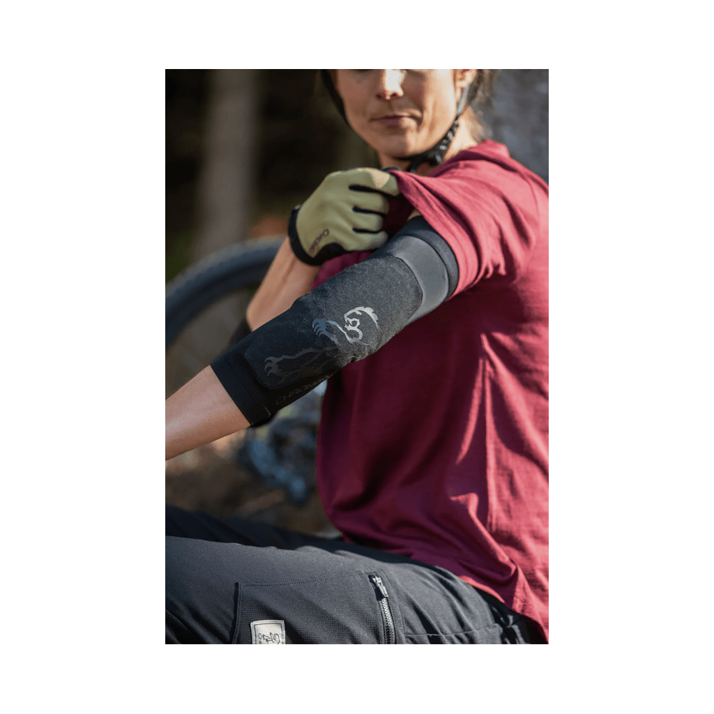 Elbow Guard Chromag Shift - Black - Genetik Sport