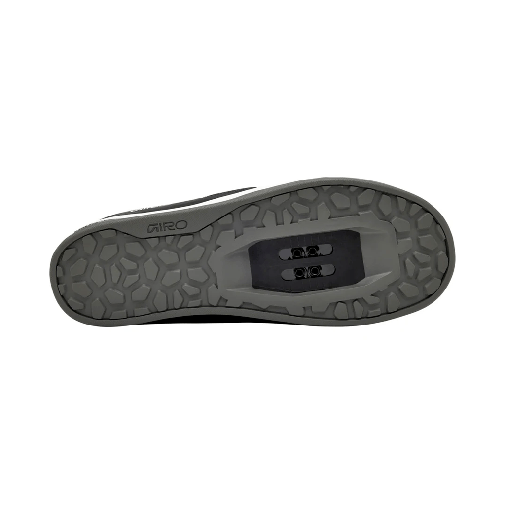 Shoes Giro Chamber III - Black - Genetik Sport