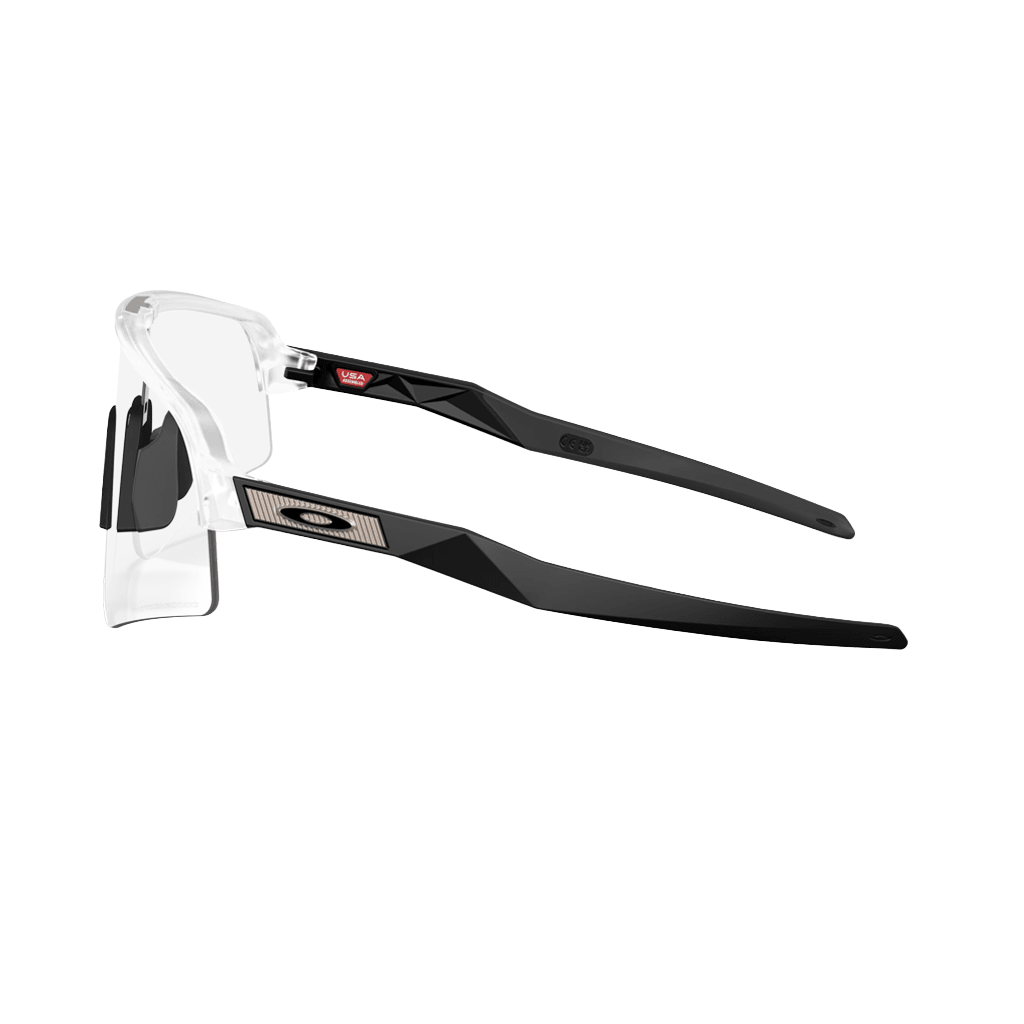 Sunglasses Oakley Sutro Lite Sweep Matte Clear - Clear Photochromic - Genetik Sport
