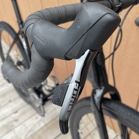 Demo Gravel/All Road Bike Salsa Warbird Carbon - Gloss Black - Genetik Sport
